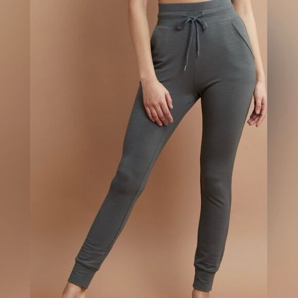 SAVVI Pants - SAVVI Gray Slounge X Active Lounge Workout Gym Comfy Jogger Pants‎ Size Small